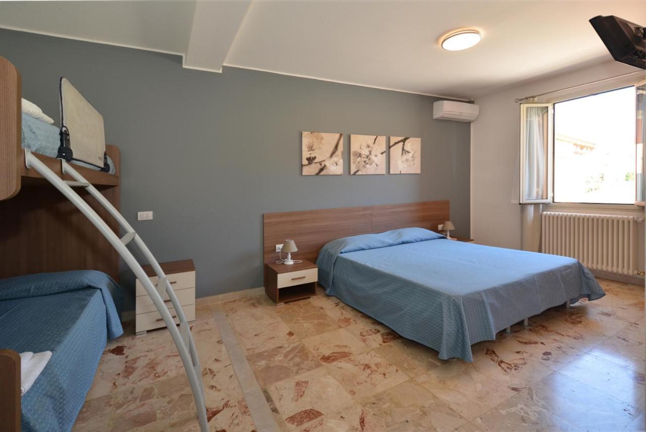 Albergo Della Torre Cernobbio Extérieur photo