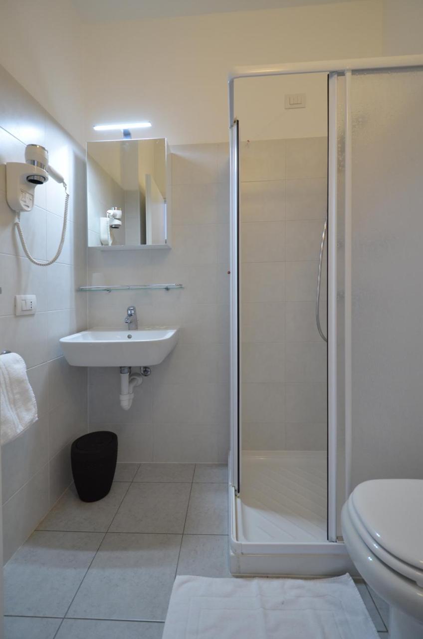 Albergo Della Torre Cernobbio Extérieur photo